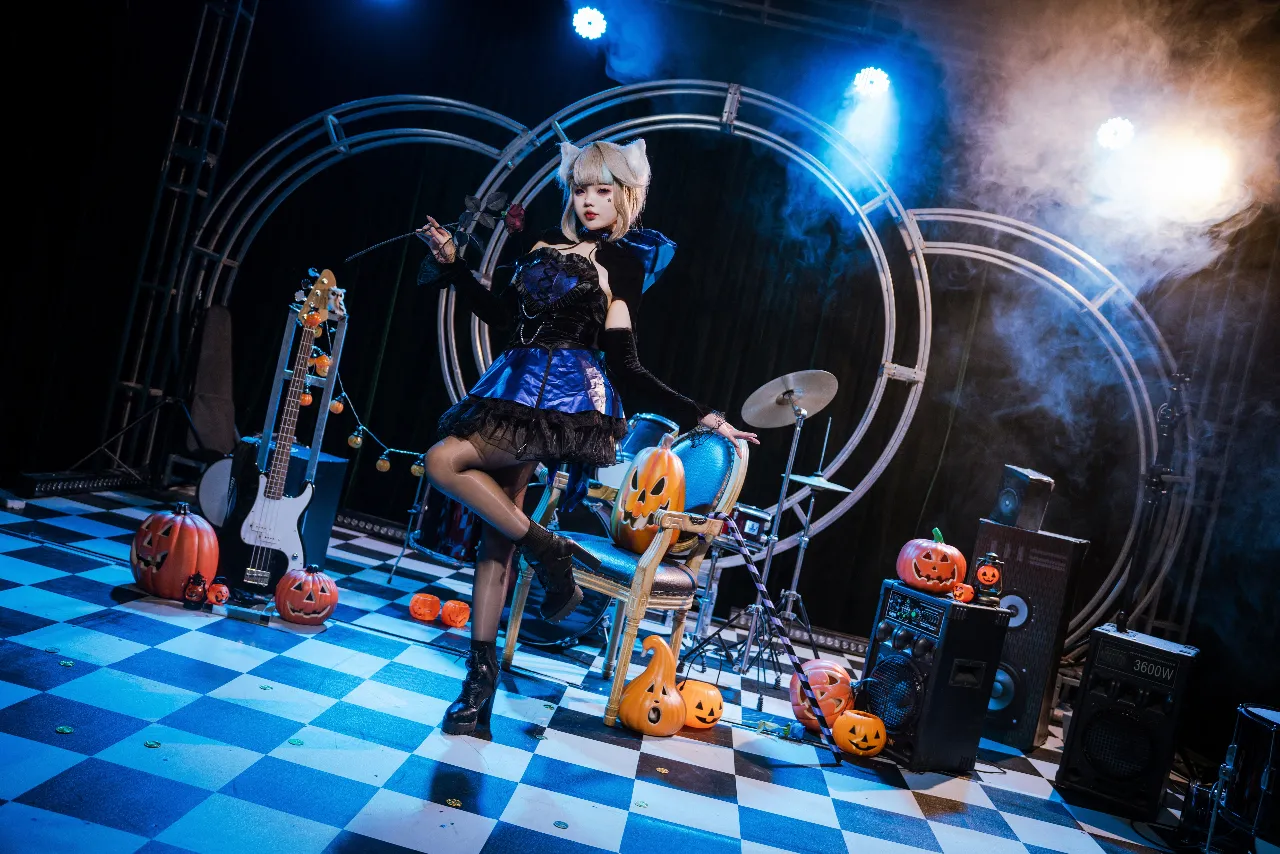 小瑶幺幺 (xiaoyaoyaoyao12) cosplay Lynette – Genshin Impact by 小瑶幺幺 (xiaoyaoyaoyao12)