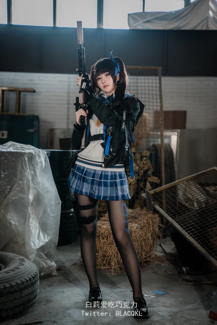 Blacqkl (白莉爱吃巧克力) – Guan Xiaoyu by 白莉爱吃巧克力