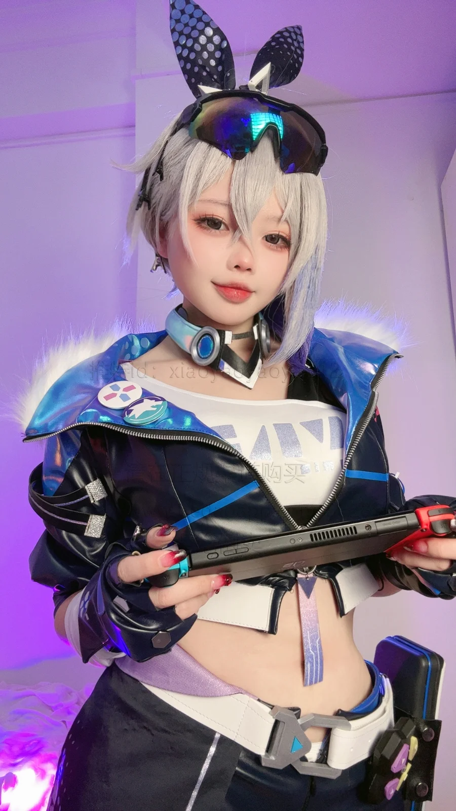 小瑶幺幺 (xiaoyaoyaoyao12) cosplay Silver Wolf – HonkaiStar Rail by 小瑶幺幺 (xiaoyaoyaoyao12)