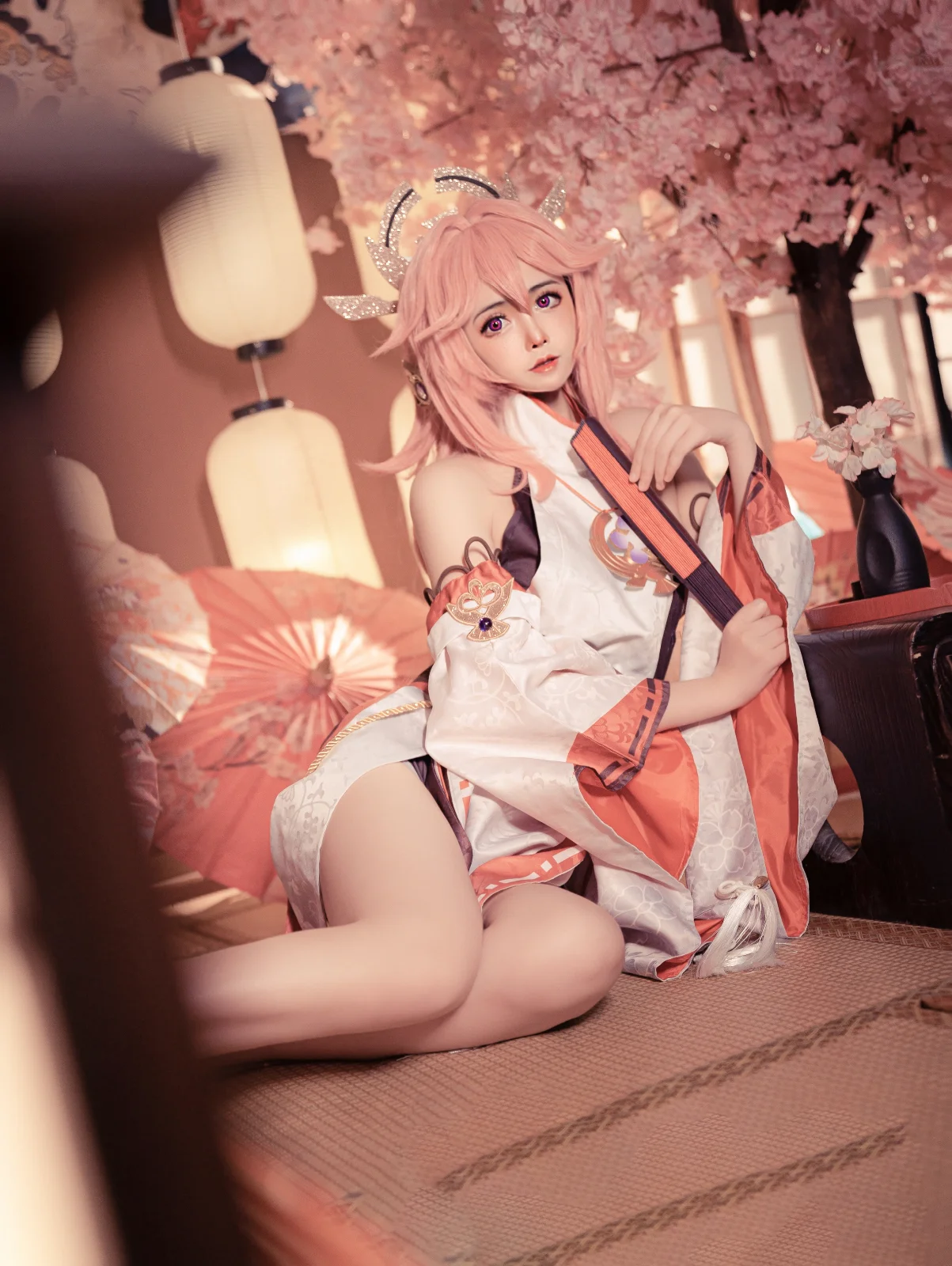 SleeppyLee1 (小礼好困) cosplay Yae Miko - Genshin Impact by 小礼好困 sleeppyLee1