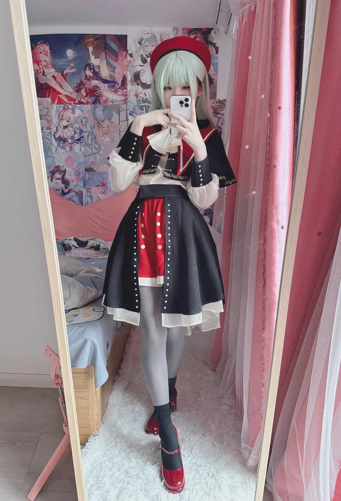 Xidaidai (喜呆呆) cosplay - Wakaba Mutsumi with GIF (BanG Dream!) by xidaidai